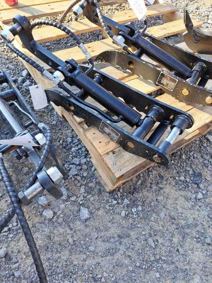 IR Mini Excavator Hyd Thumb