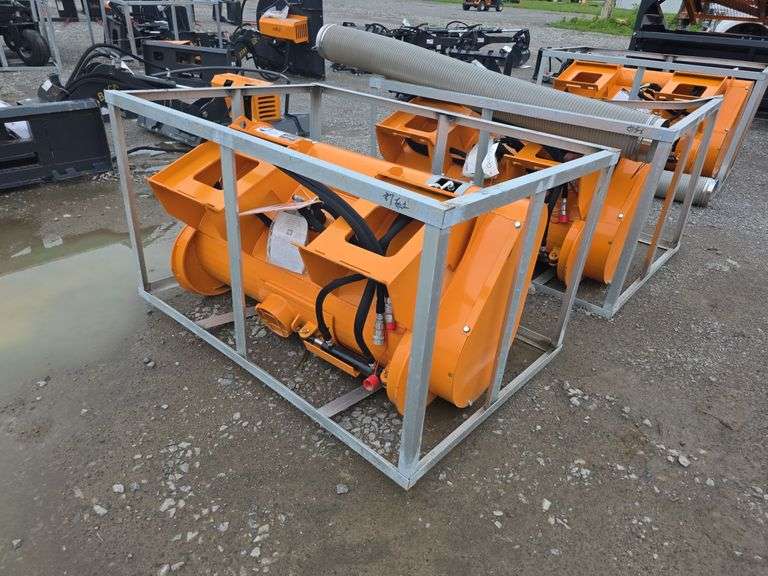Landhonor Double Discharge Concrete Mixer w/ Hose