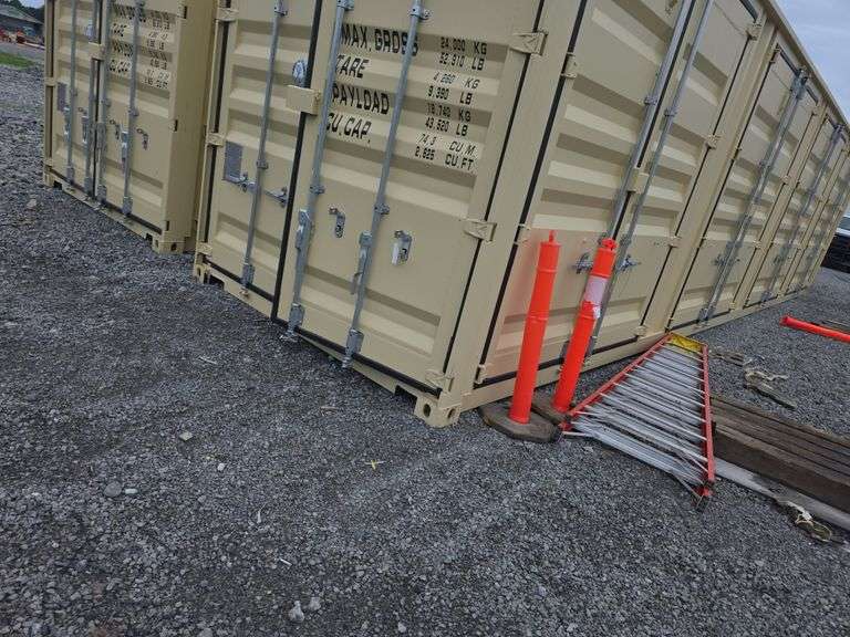40' High Cube Container w/ 4 side doors