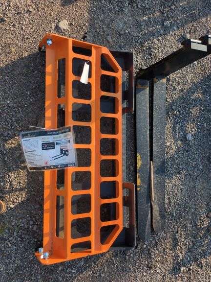 Landhonor Pallet Forks - 4,000lb