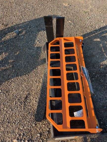 Landhonor Pallet Forks - 4,000lb
