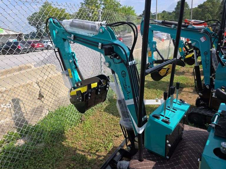 CFG MH12RX Mini Excavator w/ Thumb, Pilot Controls & Blade