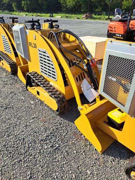 IR IRL30 Mini Skid Loader