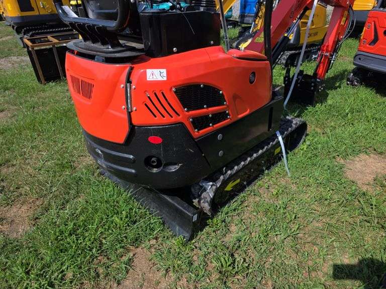 CFG NT18K Mini Excavator w/ Thumb, Pilot Controls & Blade
