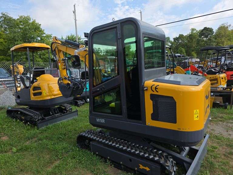 CFG MY50R Mini Excavator w/ Cab, Hyd. Thumb, Blade & Pilot Controls