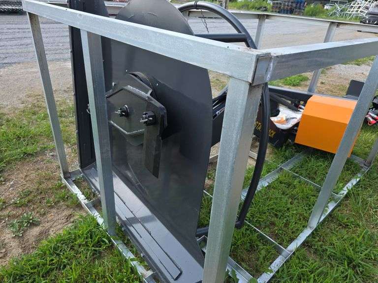 Landhonor Sidearm Mower Attachment