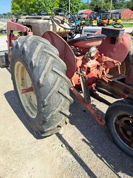 1956 Case 300 w/ Front End Loader