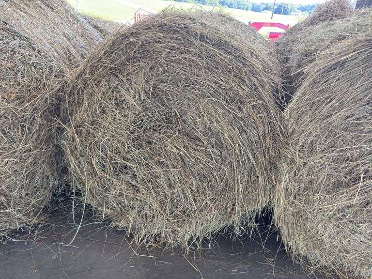2 Round Bales 1st Mix (4x4) Stored Inside (2025)