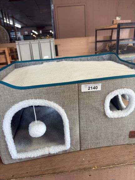 New Cat Hide