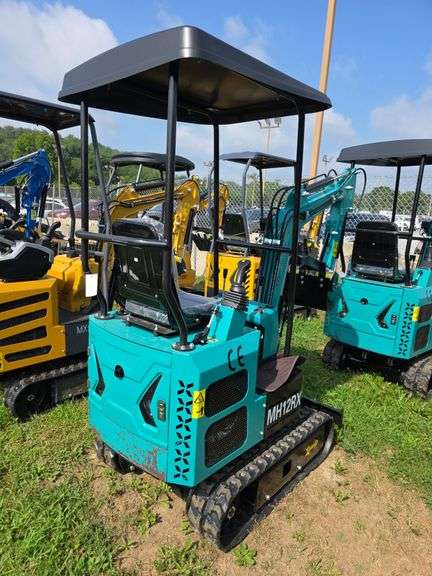 CFG MH12RX Mini Excavator w/ Thumb, Pilot Controls & Blade