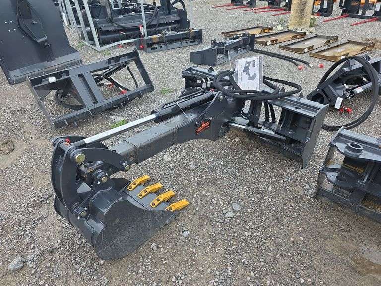 Landhonor Big Arm Ski Loader Backhoe