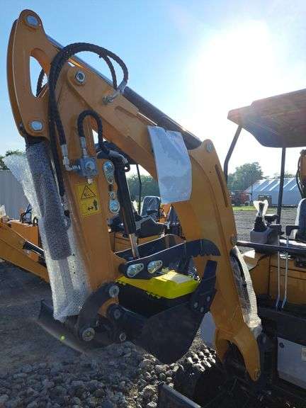 IR IRE20 Mini Diesel Excavator w/ Pilot Control, Hyd Thumb & Blade