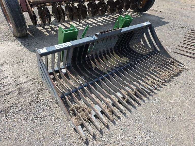 Edge 72" Rock Bucket w/ John Deere Quick Attach