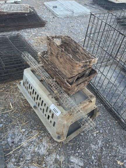Pet Taxi & Trays
