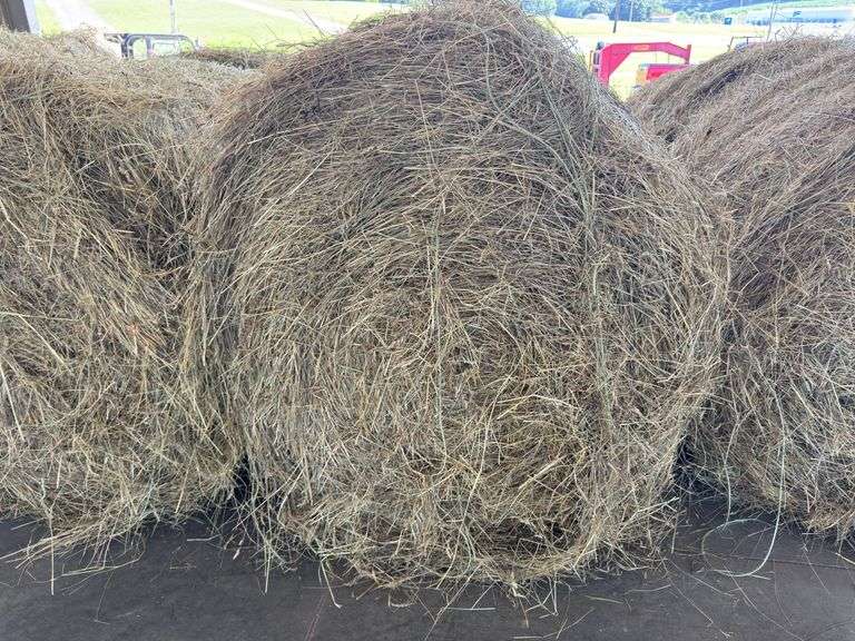 2 Round Bales 1st Mix (4x4) Stored Inside (2025)