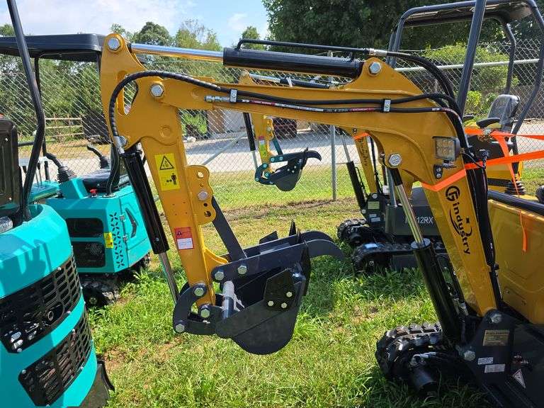 CFG MX12RX Mini Excavator w/ Thumb, Pilot Controls & Blade