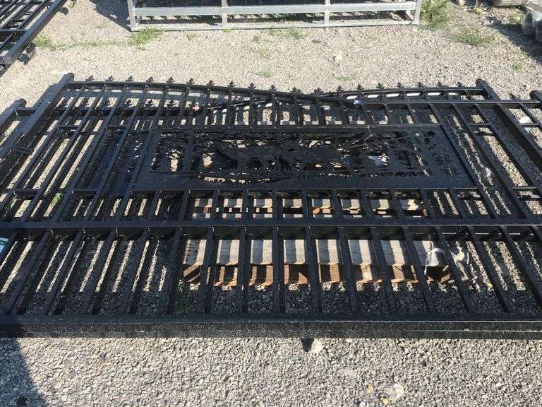 KJ 20' Driveway Gates w/ Deer Scene
