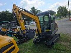 CFG MY50R Mini Excavator w/ Cab, Hyd. Thumb, Blade & Pilot Controls