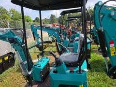 CFG MH12RX Mini Excavator w/ Thumb, Pilot Controls & Blade