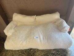 New Large Dog Bed