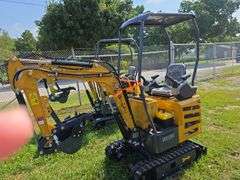 CFG MX12RX Mini Excavator w/ Thumb, Pilot Controls & Blade
