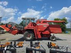 Massey 750 Combine w/ corn & grain heads