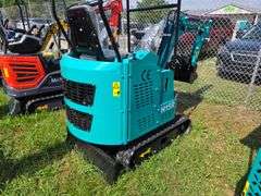 CFG H15R Mini Excavator w/ Thumb, Pilot Controls & Blade