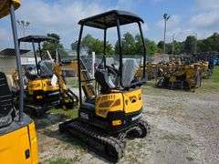 Infront YFE18 Mini Excavator w/ Thumb & Canopy