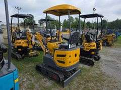 Infront YFE15 Mini Excavator w/ Thumb & Canopy