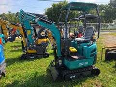 CFG QK16R Mini Excavator w/ Hyd. Thumb, Blade & Pilot Controls