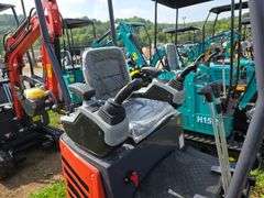 CFG MX15RX Mini Excavator w/ Thumb, Pilot Controls & Blade