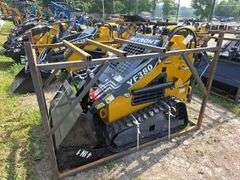 Infront YF380 Mini Skid Loader w/ 4 in 1 Bucket