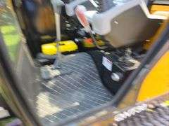 CFG QNT30 Mini Excavator w/ Cab, Hyd. Thumb, Blade & Pilot Controls