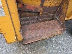 Knight Protwin Slinger Manure Spreader