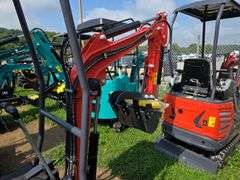 CFG H15R Mini Excavator w/ Thumb, Pilot Controls & Blade