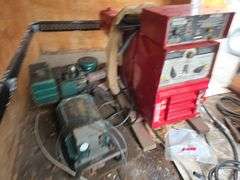 Mobile Welding Trailer w/ Welders & Equipment