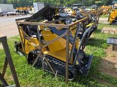 Infront YF480 Seated Mini Skid Loader w/ 4 in 1 Bucket