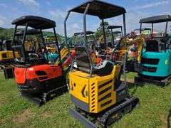 CFG MX12RX Mini Excavator w/ Thumb, Pilot Controls & Blade