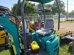 CFG QK16R Mini Excavator w/ Hyd. Thumb, Blade & Pilot Controls