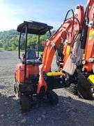 TPM 16 Mini Excavator w/ Pilot Controls, Hyd. Thumb & Blade