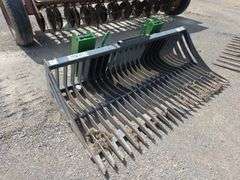 Edge 72" Rock Bucket w/ John Deere Quick Attach