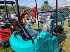 CFG H15R Mini Excavator w/ Thumb, Pilot Controls & Blade