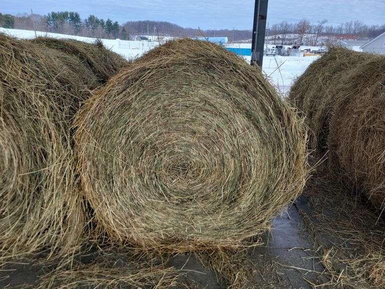 2 Round Bales 2nd Grass Mix (4x4.5)