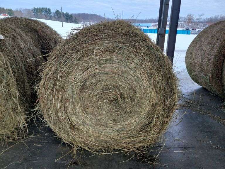 2 Round Bales 2nd Grass Mix (4x4.5)