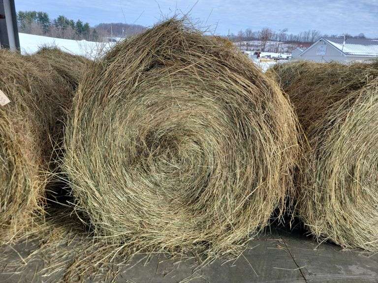 2 Round Bales 2nd Grass Mix (4x4.5)