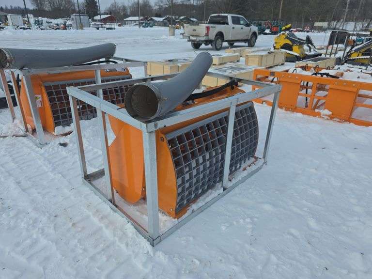 Landhonor Skid Loader Double Discharge Concrete Mixer