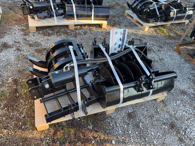 AGT 9pc Mini Excavator Attachment Set