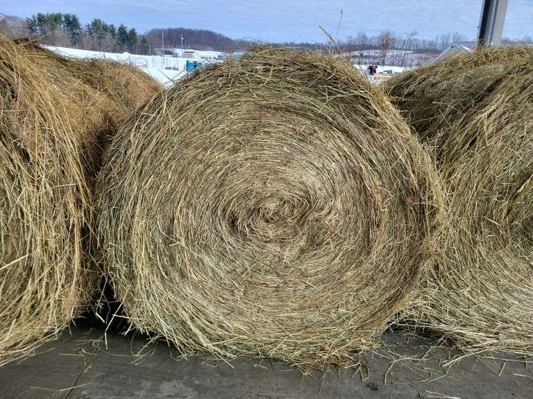 2 Round Bales 2nd Grass Mix (4x4.5)