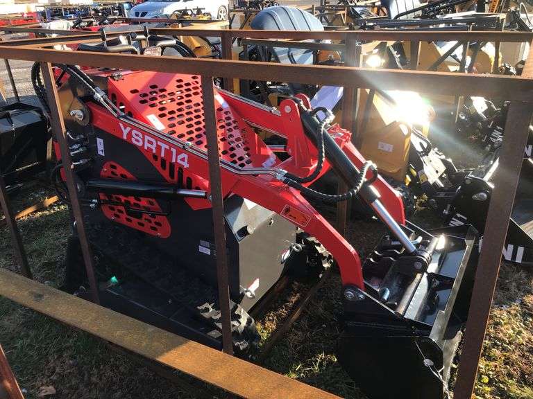 AGT YSRT14 Mini Skid Loader