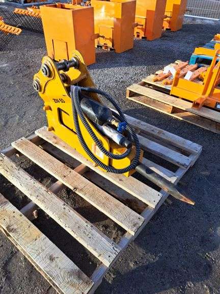 ZW53 excavator hydraulic breaker attachment